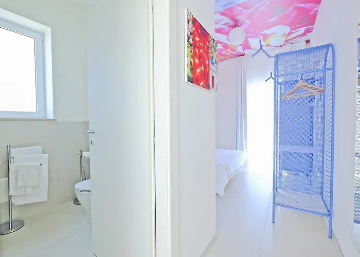 Bed & Breakfast La Staffa Ristorante 4*