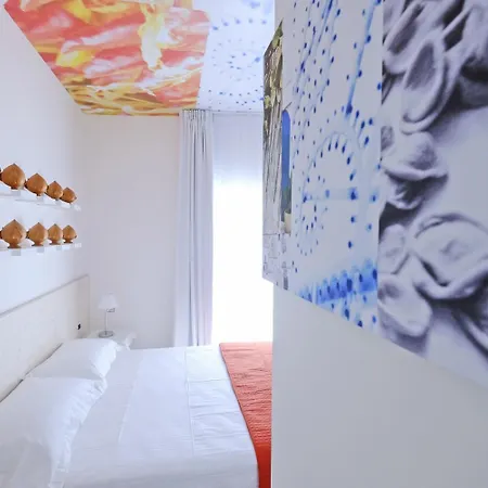 فندق مبيت وإفطار La Staffa Ristorante 4*